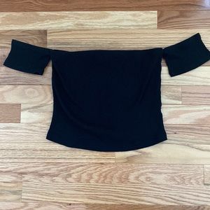 Ambiance ribbed,  Black crop top  size L